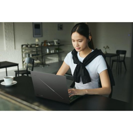 Laptop ASUS ROG Zephyrus G14 GU405AR-SY006W 14" Intel Core Ultra 9 386H 32GB 1TB SSD RTX 5070 Ti Windows 11