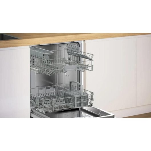 Lavavajillas Bosch Serie 4 SMV4HTX11E 13 servicios C con Wi-Fi y AquaStop