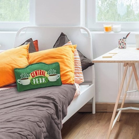 Cojín Central Perk Friends 34 Cms