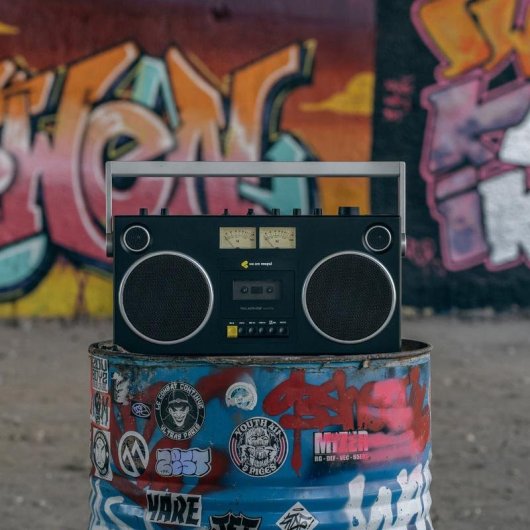 Altavoces We Are Rewind Boombox Bluetooth 104W con grabador cassette y micrófono