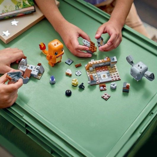LEGO Pokémon Smart Play 72157 Batalla En La Cueva De Salamèche Y Racaillou 198 pièces