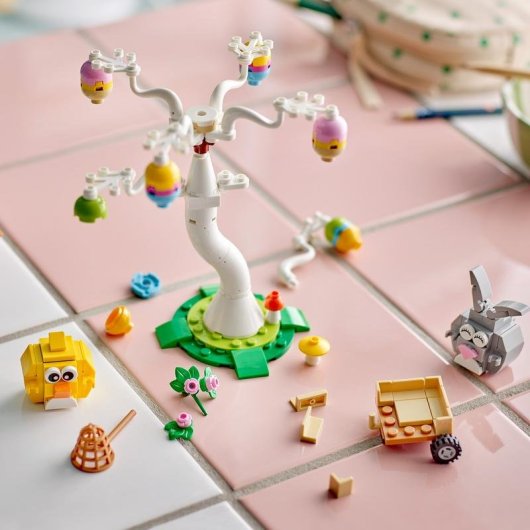 LEGO Iconic Búsqueda de Huevos de Pascua del Conejo y el Pollito 40808 140 piezas
