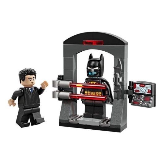 LEGO Batman Bruce Wayne e o Batsuit 30726 35 peças