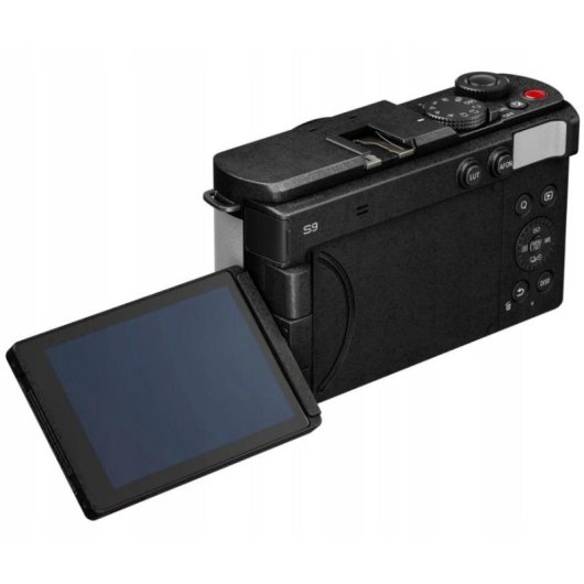 Fotocamera Mirrorless Panasonic Lumix S9 24,2MP Full-Frame 12000x8000 Sensore Wi-Fi Bluetooth Stabilizzazione immagine