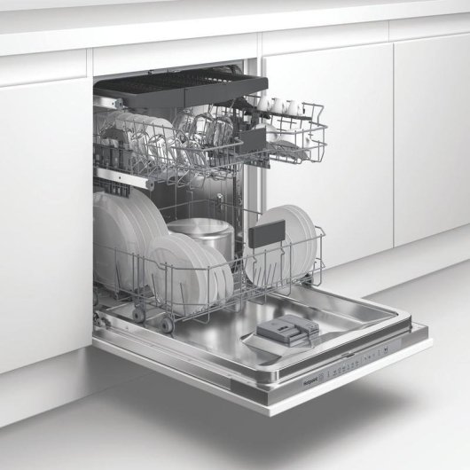 Lavastoviglie Hotpoint HDI LYM D4S K 14 Coperti D con 2 Cesti e Cassetto