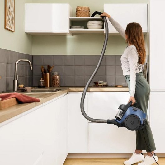 Aspirateur sans Sac Bosch Série 2 BGC05LBU2 700 W 1,5 L EPA Noir Bleu