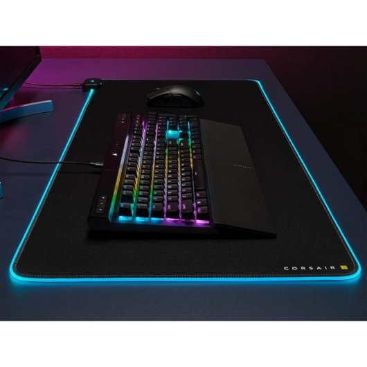Clavier Corsair K70 RGB PRO optomecanique AZERTY avec LED RGB