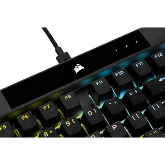Clavier Corsair K70 RGB PRO optomecanique AZERTY avec LED RGB