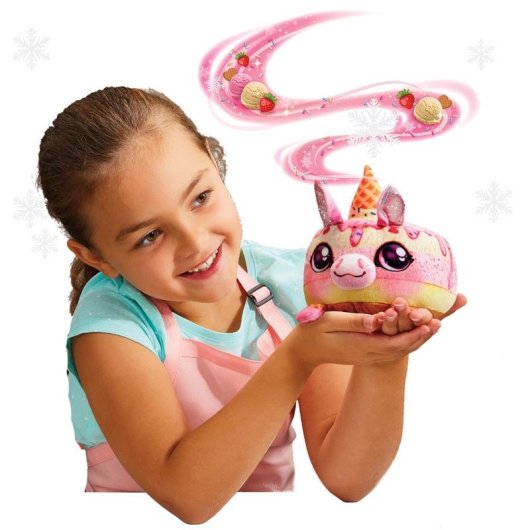 Brinquedo interativo Moose Toys Cookeez Makery Freezy Cakez multicolorido sonoro