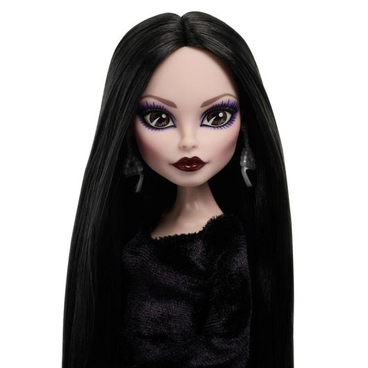 Muñeca Mattel Monster High Morticia Addams con vestido de terciopelo