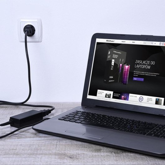 Adaptador de Corriente Qoltec 30W 19V 1,58A para Portátil Toshiba