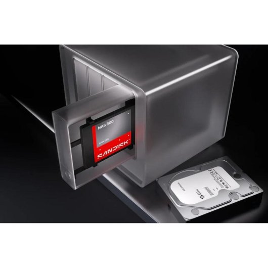 Disco Duro Sandisk NAS 600 4 TB SATA SSD 2,5" 560 MB/s Lettura 520 MB/s Scrittura