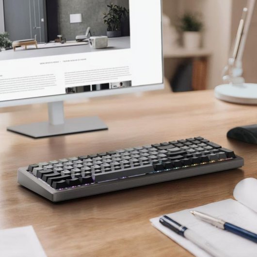 Teclado Ducky Cushion 98 mecánico gaming con Bluetooth 5.0 y RGB USA
