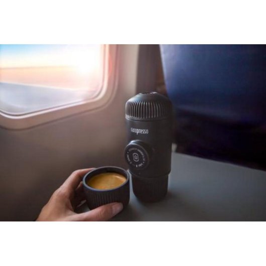 Cafetière à capsules portable Wacaco Nanopresso 0,08 L 18 bars noire