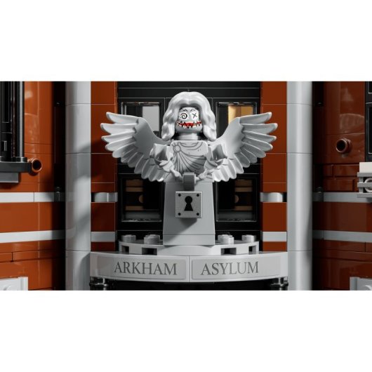 LEGO Super Heroes Arkham Asylum 76300 2953 pièces