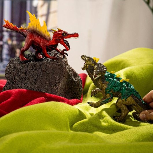 Figura Schleich Eldrador Creatures Saurio de Fuego Rojo e Lagarto Jungla