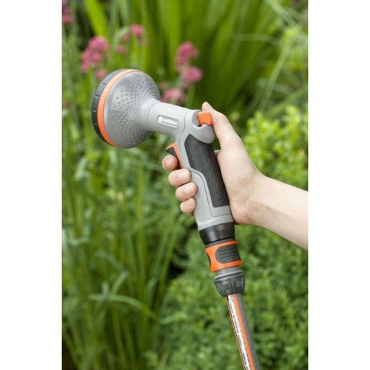 Pistola de rega Gardena Comfort com jato de chuva ajustável