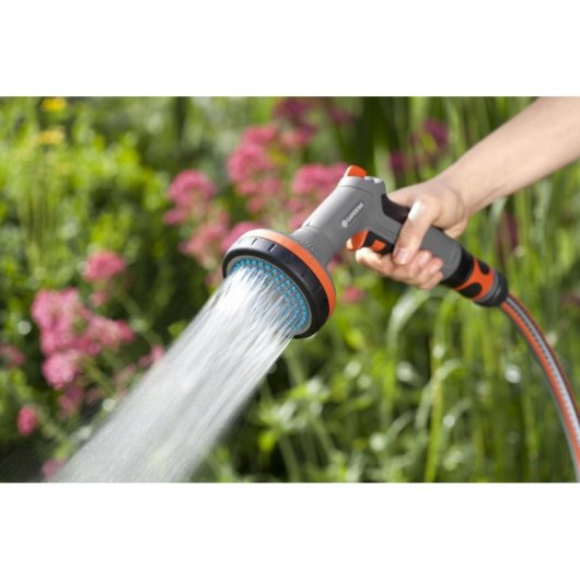 Pistola de rega Gardena Comfort com jato de chuva ajustável