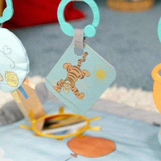Alfombra de actividades Disney Baby Winnie The Pooh plegable para 0-18 meses