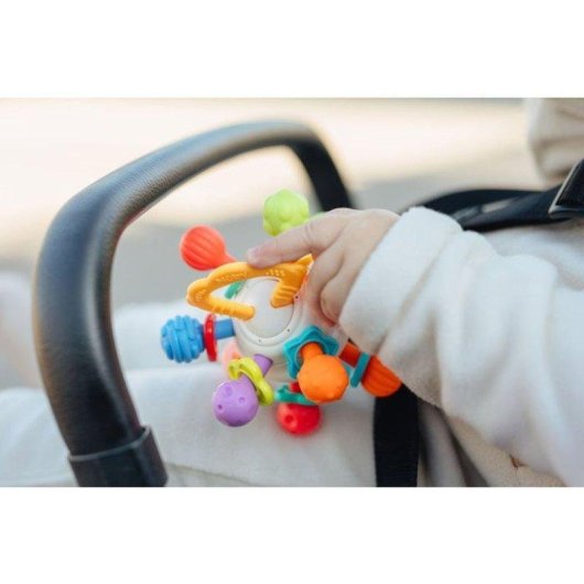 Anillo de Dentición Nûby Twist Ball Multicolor con Sonajero