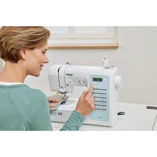 Machine a coudre Brother FS40S LCD Enfileur automatique Bras libre