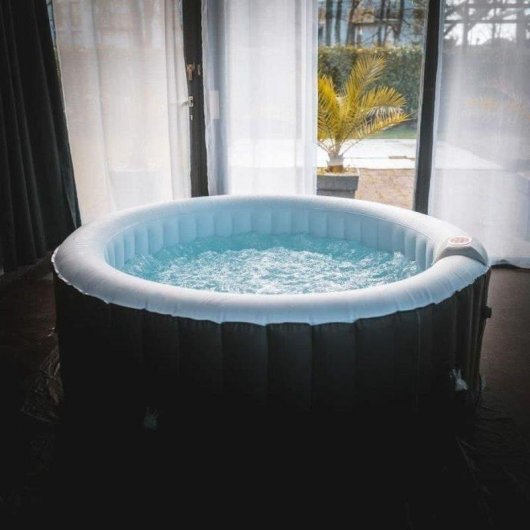 Spa gonflable Sunspa AS04 4 places, 130 microjets, 40C