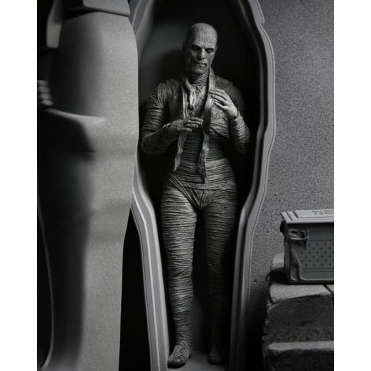 Figura La Momia It Comes To Life Boris Karloff Ultimate The Mummy Universal Monsters Articulada 18 Cms