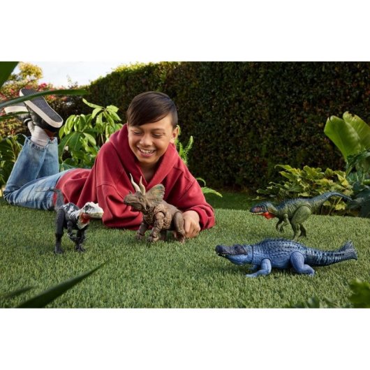 Figura Chilantaisaurus Jurassic World Rebirth Articulada 35 Cms