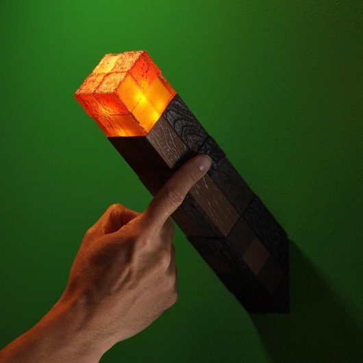 Replica Antorcha met Licht Minecraft 25 cm Officieel The Noble Collection