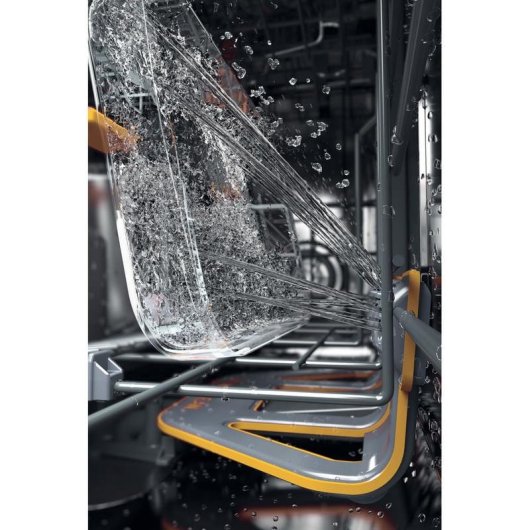 Lavastoviglie Whirlpool WIO 3T126 PFE 14 coperti E integrata con AquaStop