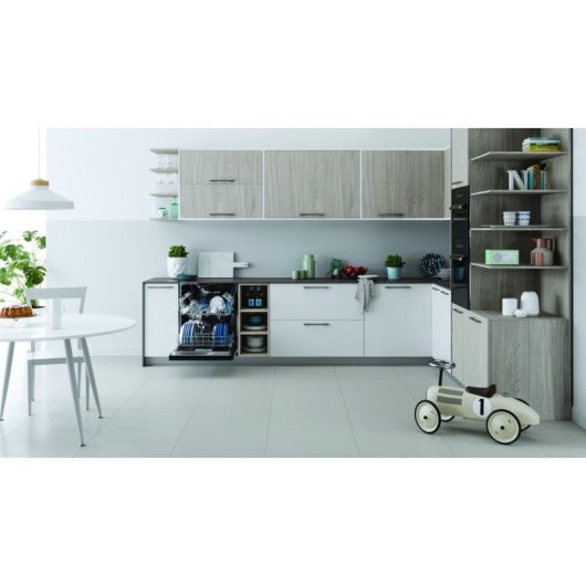 Lavastoviglie Indesit I3B L634 B 14 Coperti Classe D 44 dB