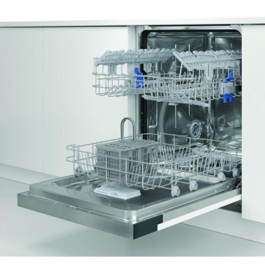 Lavastoviglie Indesit I3B L634 X 14 coperti D 44 dB touch semi-incasso