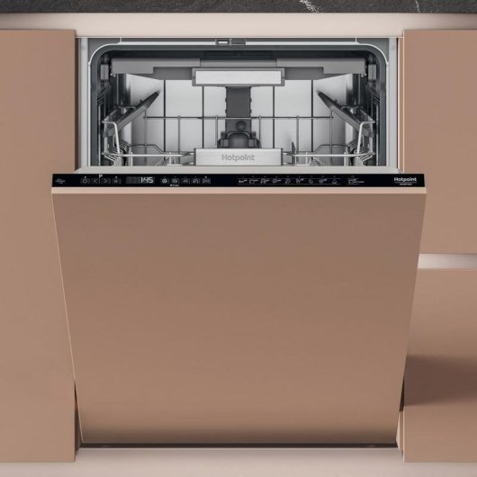Lavastoviglie Hotpoint HM7 42 L 15 Coperti C integrata 42 dB