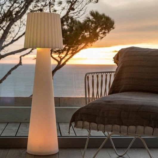 LED Bodenlampe Lumisky Lady Exterior Mehrfarbig