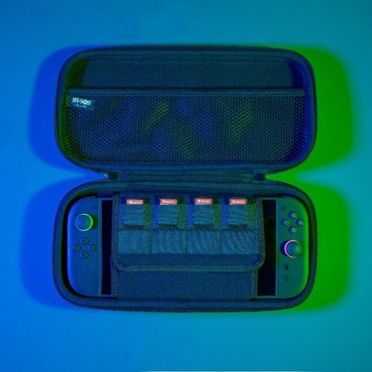 Custodia Messenger Konix Spy X Family per Nintendo Switch con 8 Slot Giochi