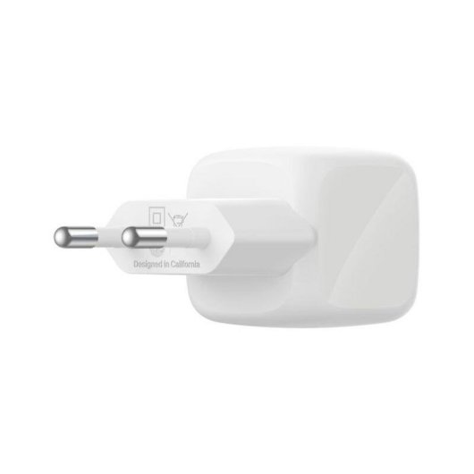 Chargeur Belkin BoostCharge 30 W GaN USB-C avec câble 2 m