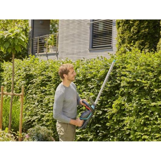 Taille-haies GARDENA ComfortCut 60/18V P4A sans fil 60 cm