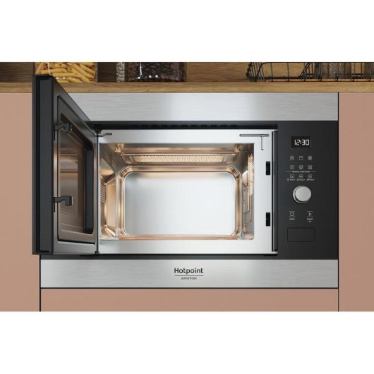 Microondas Hotpoint MF20G IX HA.1 20 litros 800 W con grill