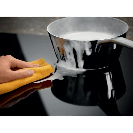 Piano a induzione Electrolux KIS62453I 60 cm nero