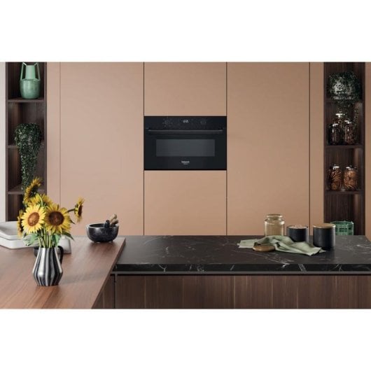 Microondas Hotpoint HAD K54CU B 31 litros 1000 W con grill