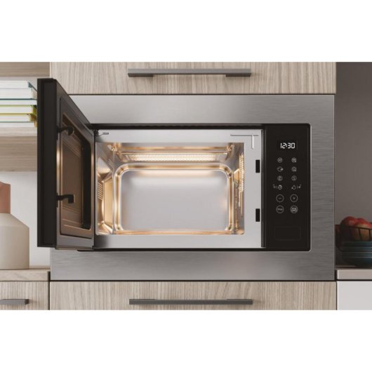Microonde Indesit MWI 125 GX.1 25L 900W con grill al quarzo integrato