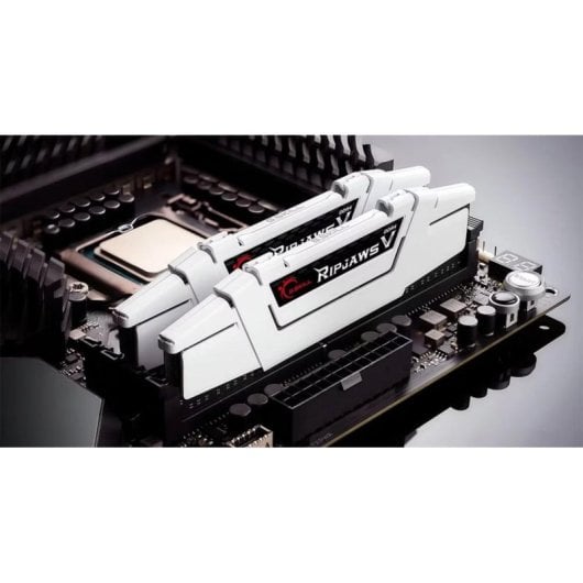 Memoria RAM G.Skill Ripjaws V 32GB 2x16GB DDR4 3600MHz CL16 XMP Blanco
