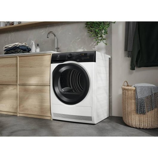 Secadora de condensación Electrolux EDE688CBBO 8 kg clase C con bomba de calor