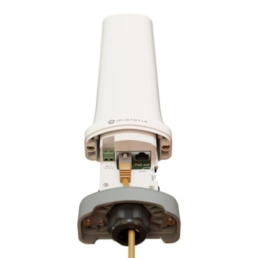 Passerelle MikroTik LTE Cat-M Wi-Fi 2,4 GHz GPS PoE IP66