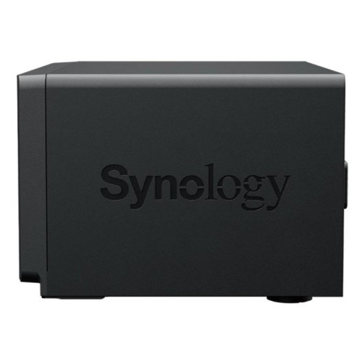 NAS Synology DS1825neo+ 8 baies Ryzen V1500B 4 Go 2,5 GbE sans disque