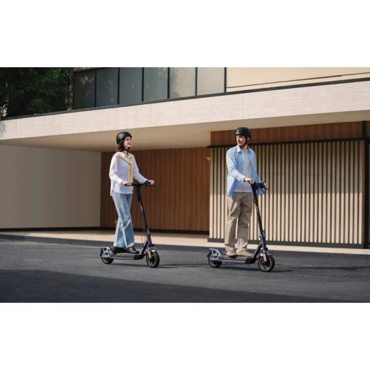 Trottinette electrique NAVEE GT5 Pro 600 W 75 km pneus 10 pouces gris fonce