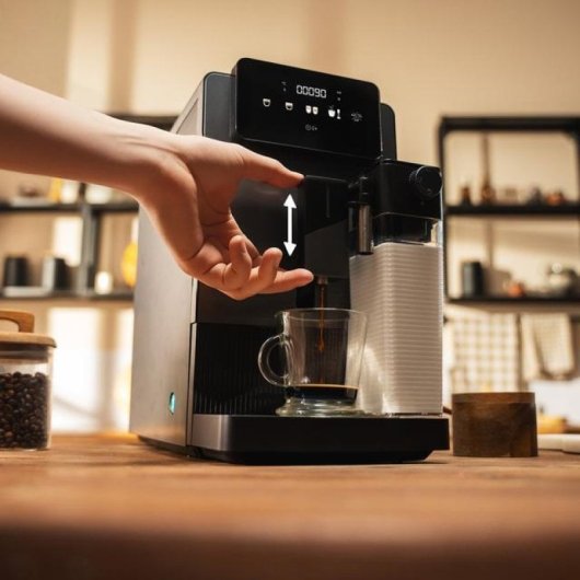 Cafetière robot café Cecotec Cremmaet Latte 1,1L 19 bars avec mousseur à lait