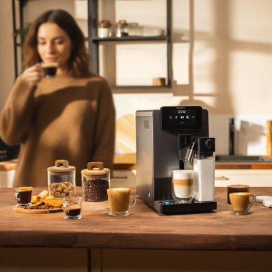 Cafetière robot café Cecotec Cremmaet Latte 1,1L 19 bars avec mousseur à lait