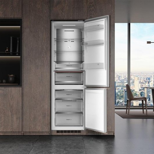 Frigorífico Combi Teka RBF 84695 FI SLN Total No Frost 198 cm 328 L E Inox