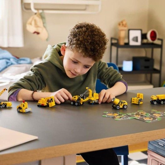 LEGO Technic Machines puissantes 42233 44 pieces